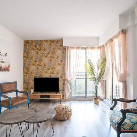 Bright 66m At 600m From The Center Of Apartment Cannes